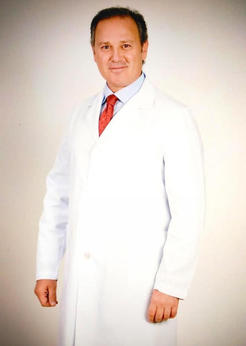 Dottore Marco Moschi - Oculista a Pavia